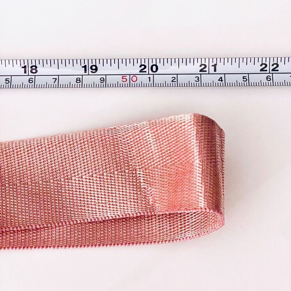 NWT Gorgeous Pink Nylon Sling Bag Fanny Pack with double gold zipper - Picture 11 of 12